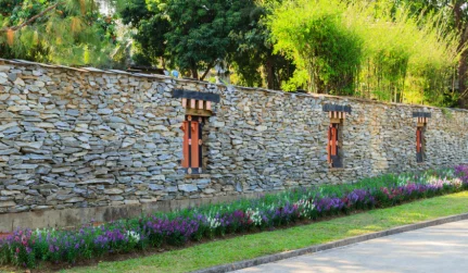Retaining Wall Installation Services
